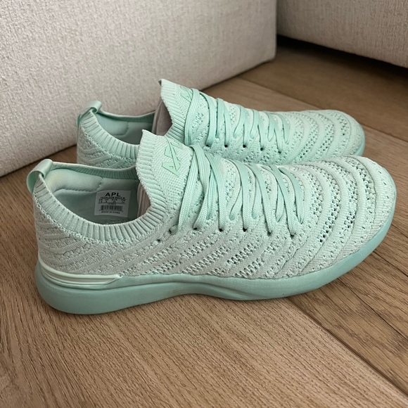 APL ♡ Techloom Wave Sneakers in Peppermint - Picture 10 of 13